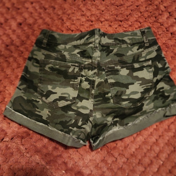 Shorts - Picture 2 of 2